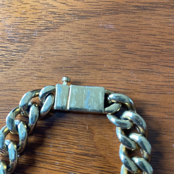 Vitaly imitation gold bracelet “not real gold” - Picture 2 of 4